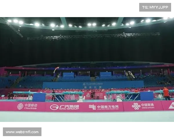 蹦床青少年世锦赛潘普洛纳开幕，400余名运动员按年龄组别角逐